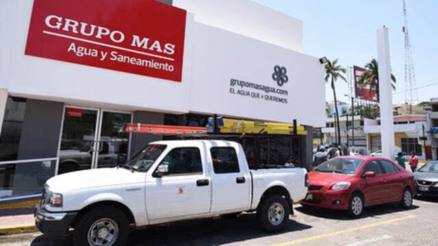 Los servicios por el manejo del agua y alcantarillado proporcionado a los habitantes del Puerto de Veracruz y Medellín ha sido muy deficientes