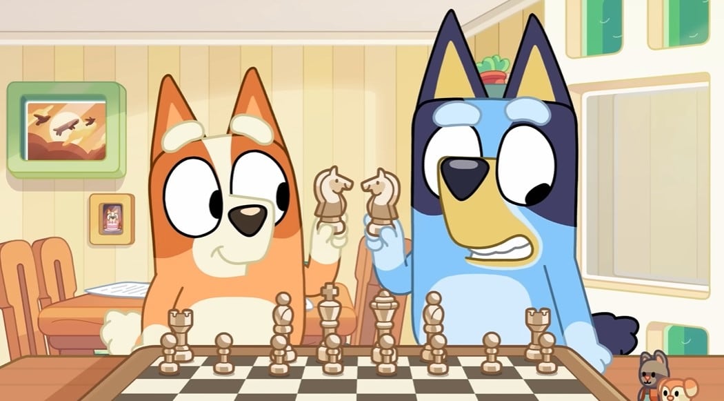 Bluey y Bingo aprenden a jugar ajedrez