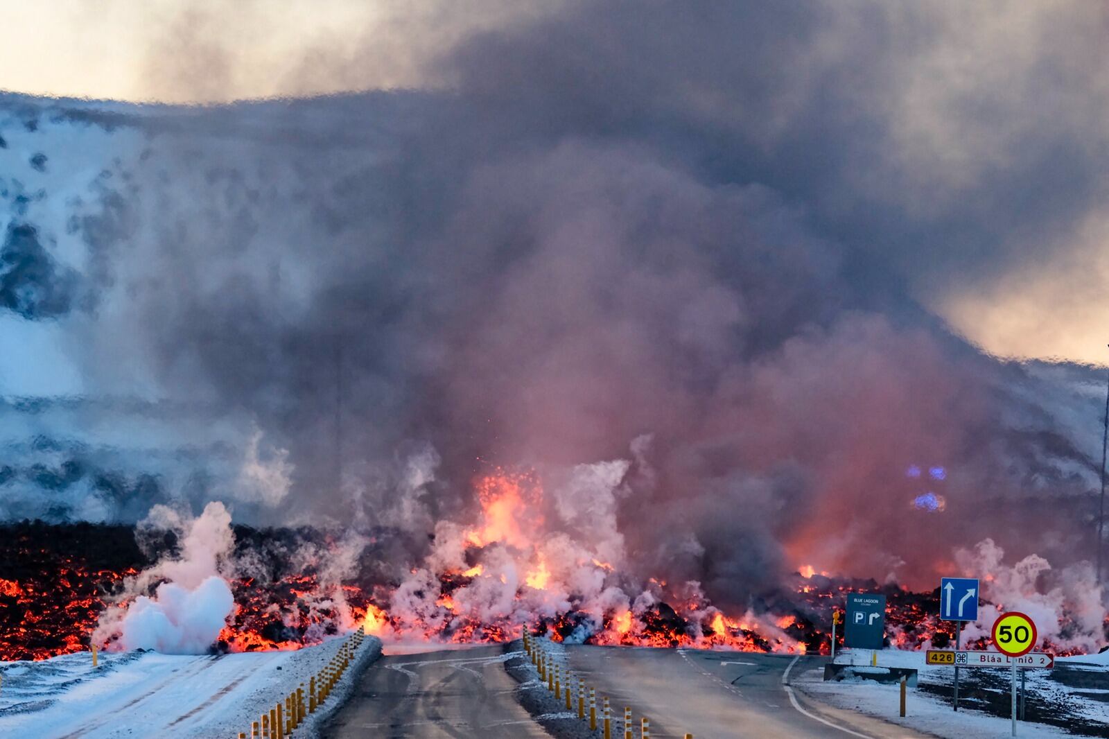 Erupción de volcán en Islandia