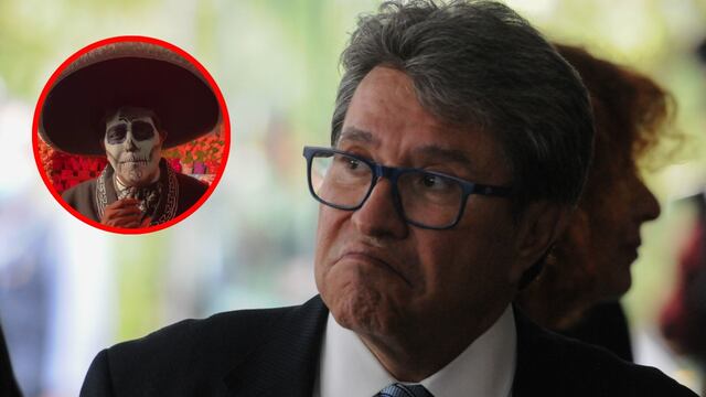 VIDEO: Ricardo Monreal hace el oso panda con su disfraz de Día de Muertos