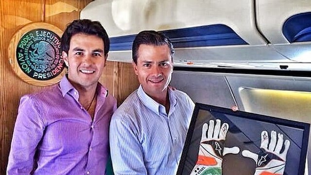 Peña Nieto y Sergio Pérez en el avión presidencial. Foto: Instagram.