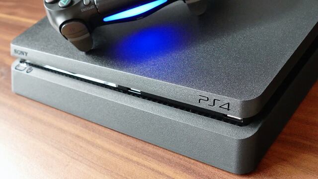 PlayStation 4
