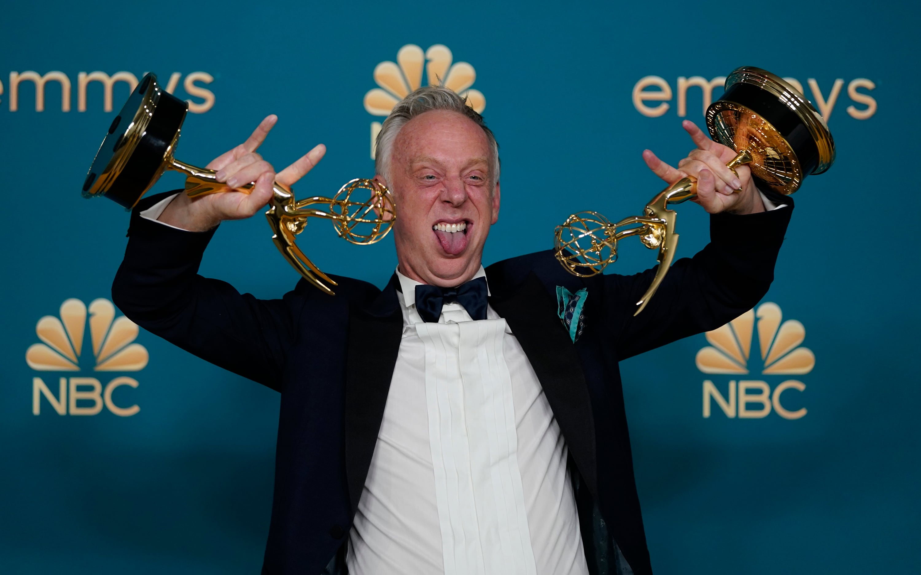 Mike White de The White Lotus en los Premios Emmy 2022