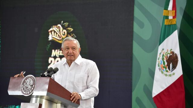 AMLO asegura que el feminismo, el ecologismo y otros movimientos fueron alentados por el neoliberalismo
