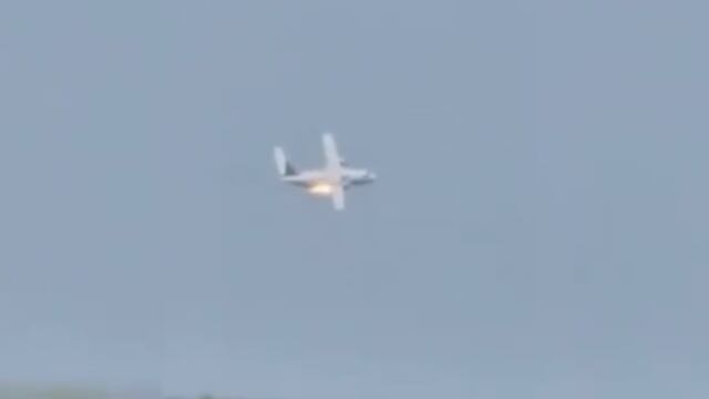 Avión rus de pruebas se estrella en Moscú