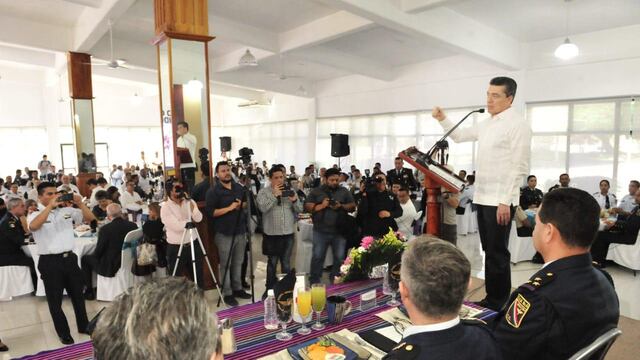 Las y los soldados de la nación han demostrado su lealtad a las instituciones, dijo Rutilio Escandón Cadenas.