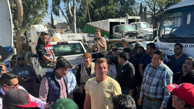 Protestan frente al Sapase por falta de pago del aguinaldo