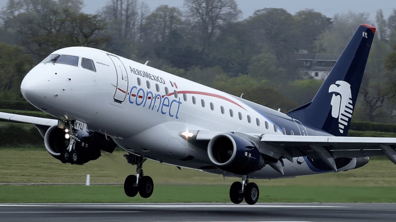 Avión de Aeroméxico Connect casi choca con aeronave de Delta Airlines en el AICM