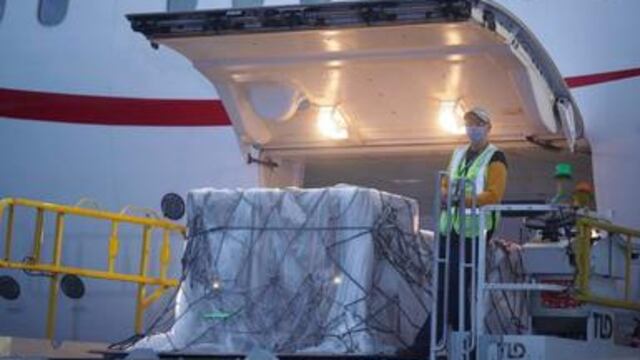 Vuelos del puente aéreo México-China