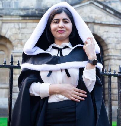 Malala Yousafzai obtiene su titulo en la Universidad de Oxford