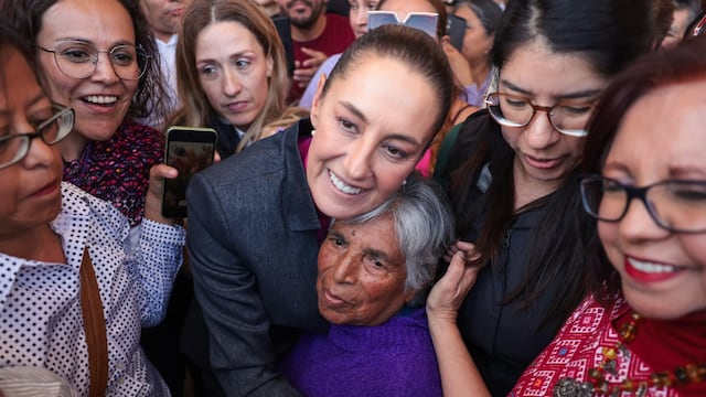 Claudia Sheinbaum, presidenta de México, durante su llegada a Aguascalientes