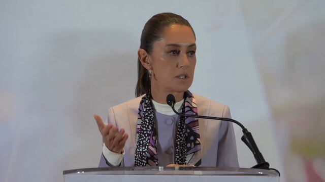 Claudia Sheinbaum informa que Morena prepara denuncia ante INE por hashtags en su contra y contra AMLO