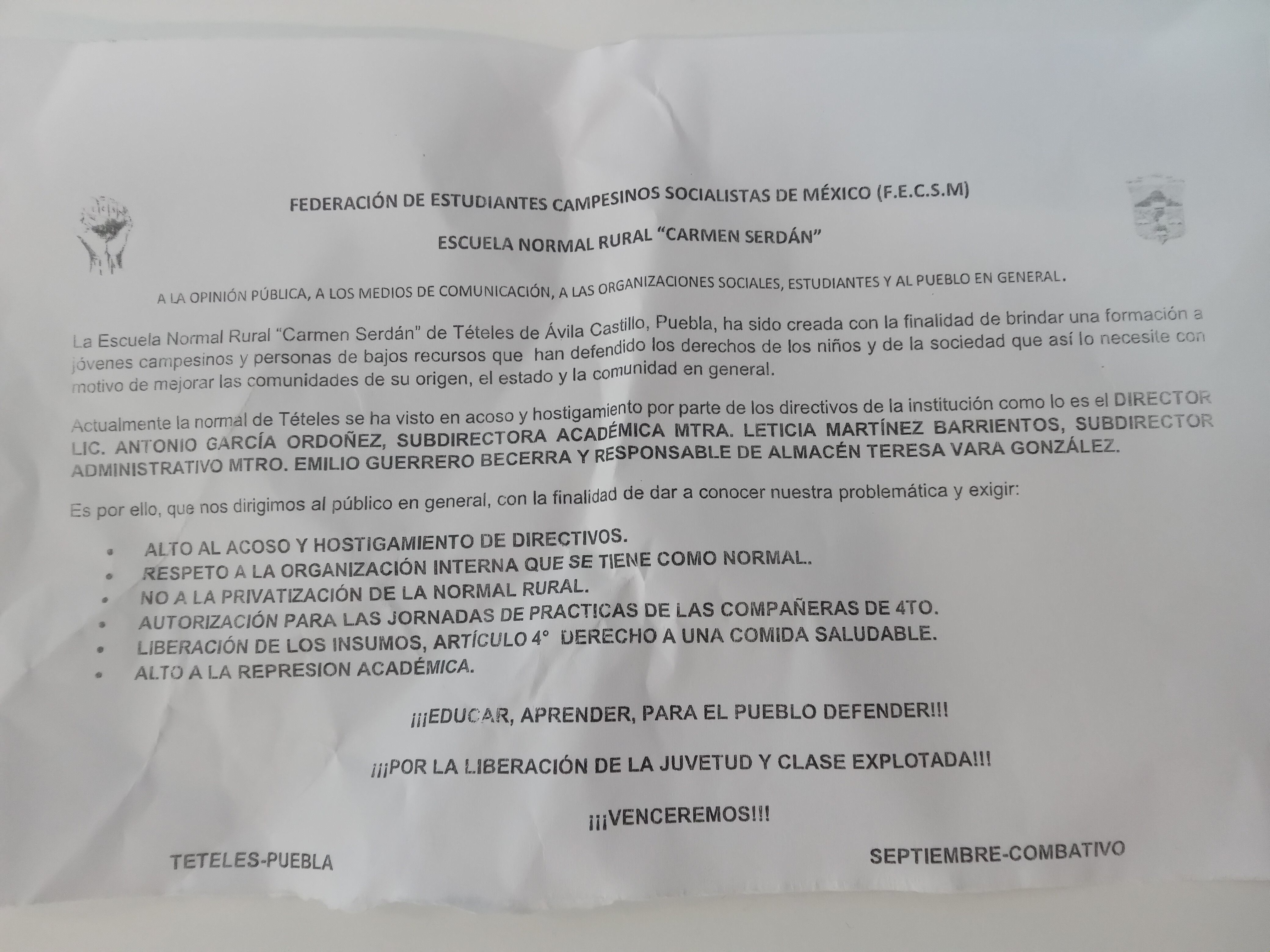 Peticiones de normalistas de Teteles