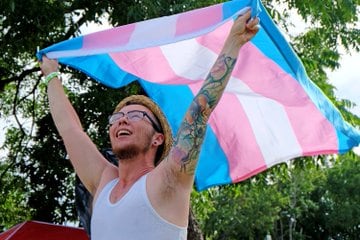 Bandera trans