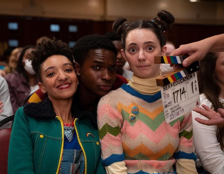 Sex Education (Ola y Lily).