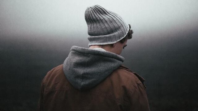 Adolescente escapó de su madre 6 años después de que ella lo secuestró