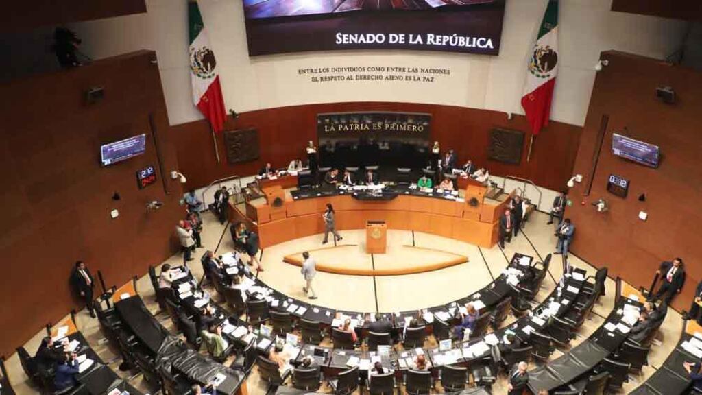 Senado de México avala en lo general reforma a la Ley de Industria Eléctrica
