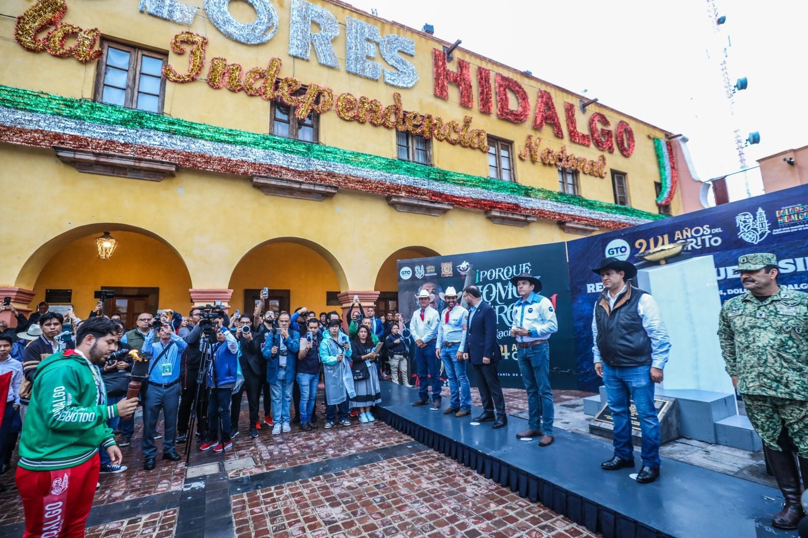 Diego Sinhue Rodríguez celebra Grito de Independencia 2024