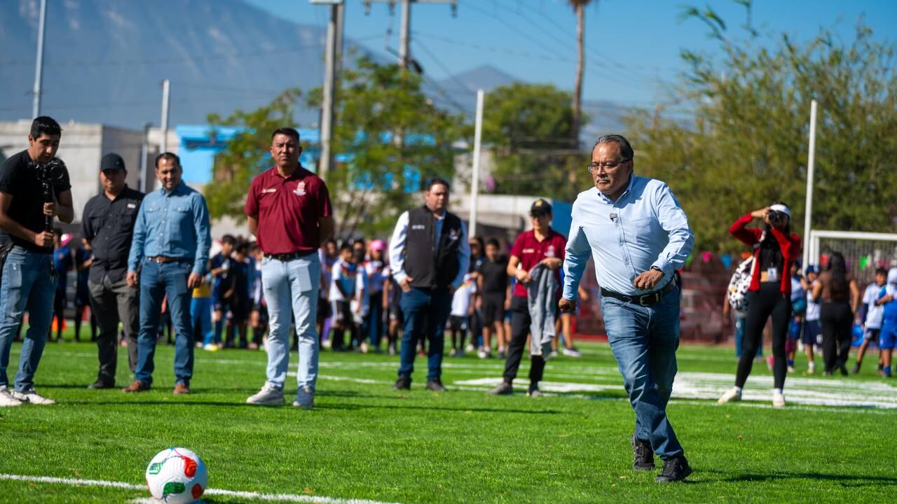 Andrés Mijes rehabilita Unidad Deportiva Nueva Esperanza y lanza Mundialito 2026