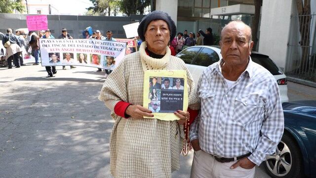 Familiares de desaparecidos en Tierra Blanca se manifiestan frente a Segob
