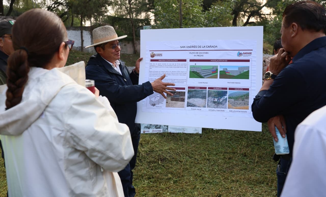 Durante un recorrido por la barranca de Ehécatl, la presidenta municipal Azucena Cisneros Coss recordó que se ha realizado la limpieza en diversos espacios de Ecatepec