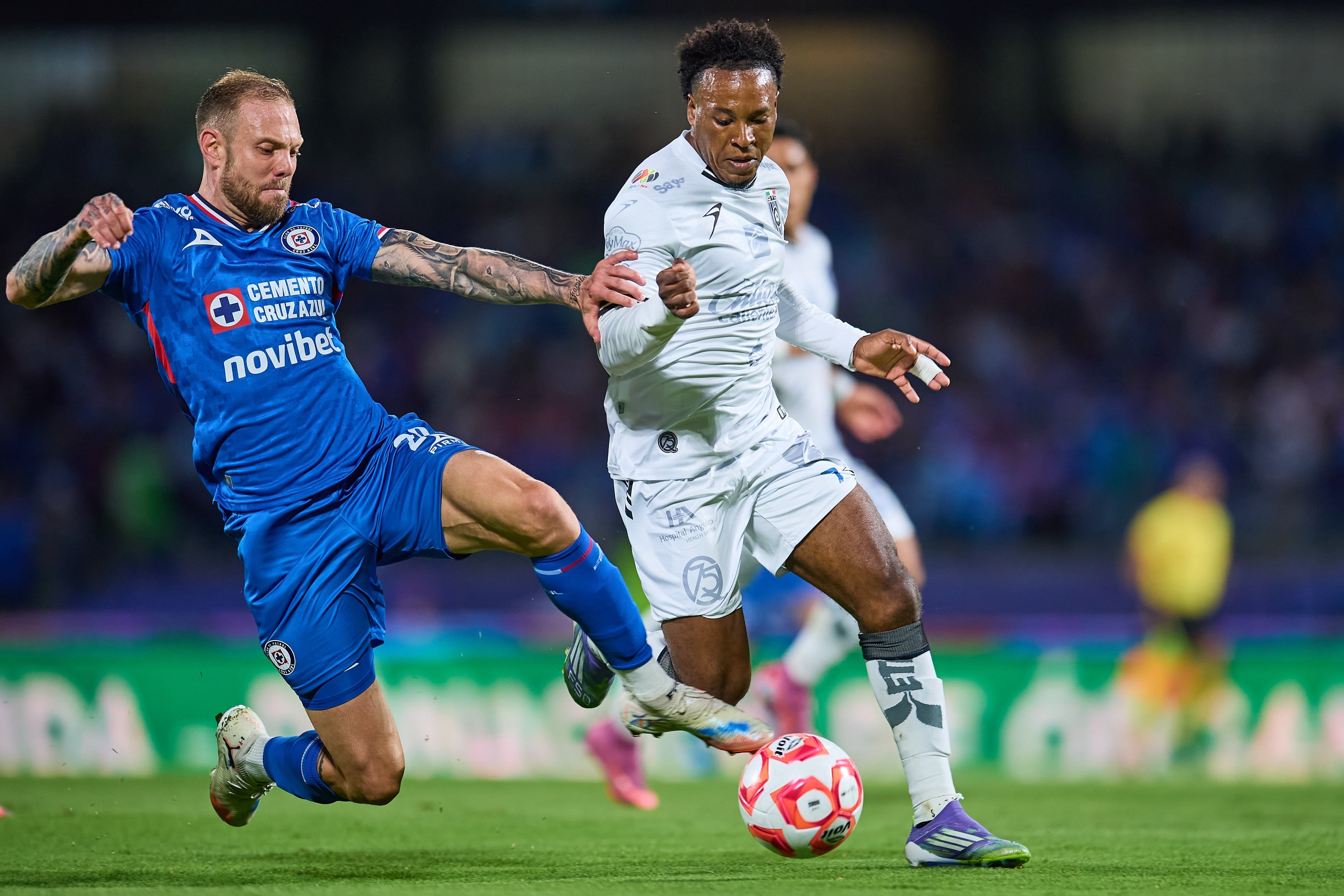 Querétaro vs Cruz Azul en la Liga MX