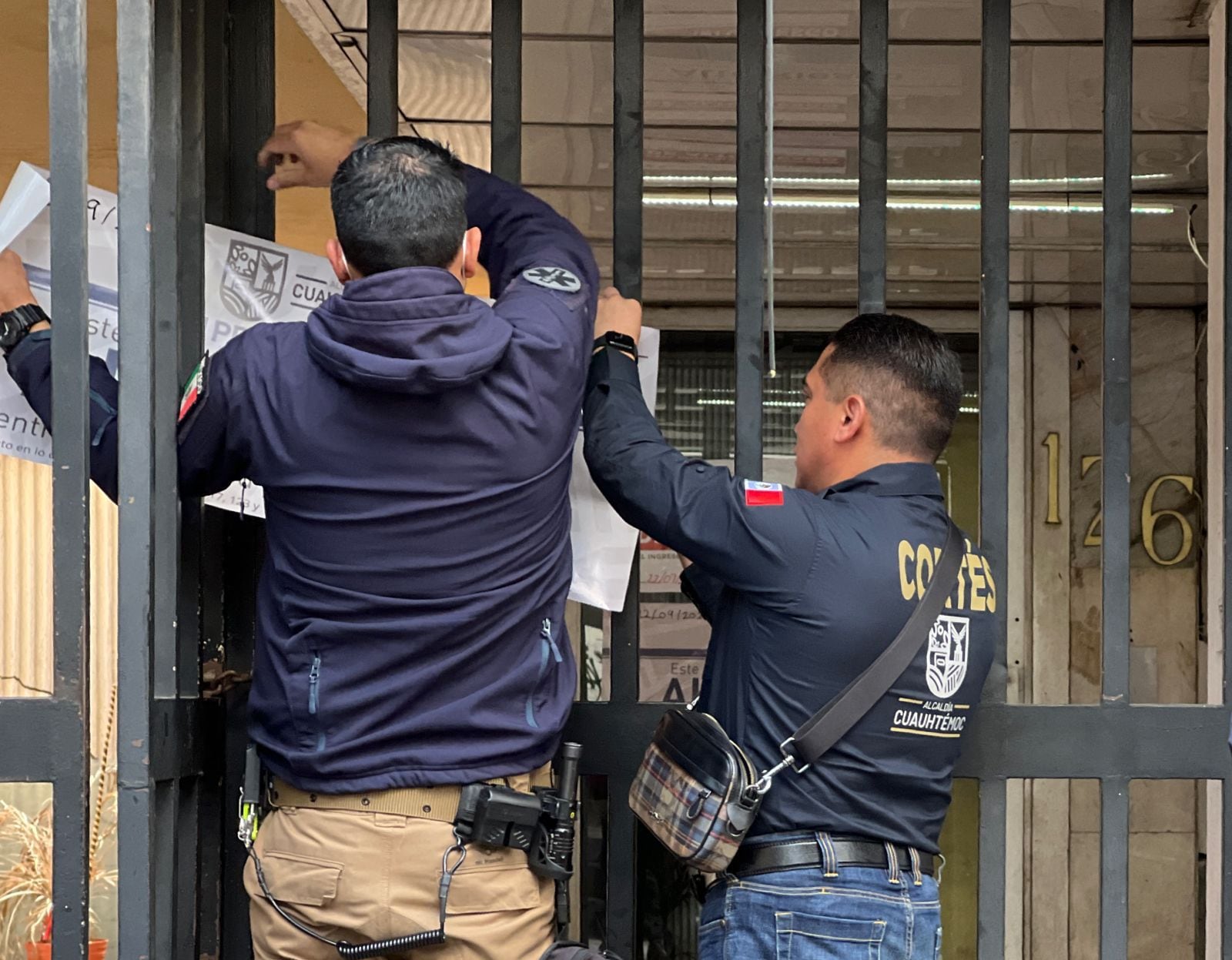 Colocan sellos de Alto Riesgo en Edificio en Doctor Lucio, colonia Doctores