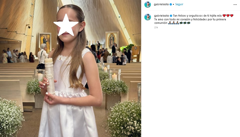 La forma en que Gabriel Soto felicitó a su hija por su primera comunión.