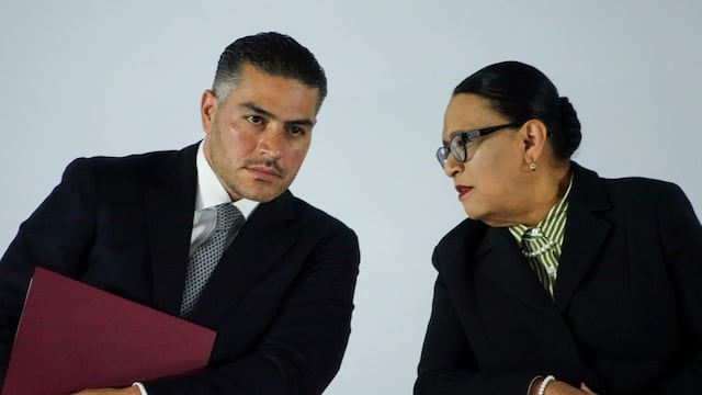 Omar García Harfuch y Rosa Icela Rodríguez