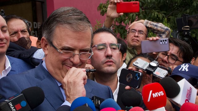 Marcelo Ebrard, acudió al INE para pagar una multa por supuestamente hablar sobre la seguridad del país