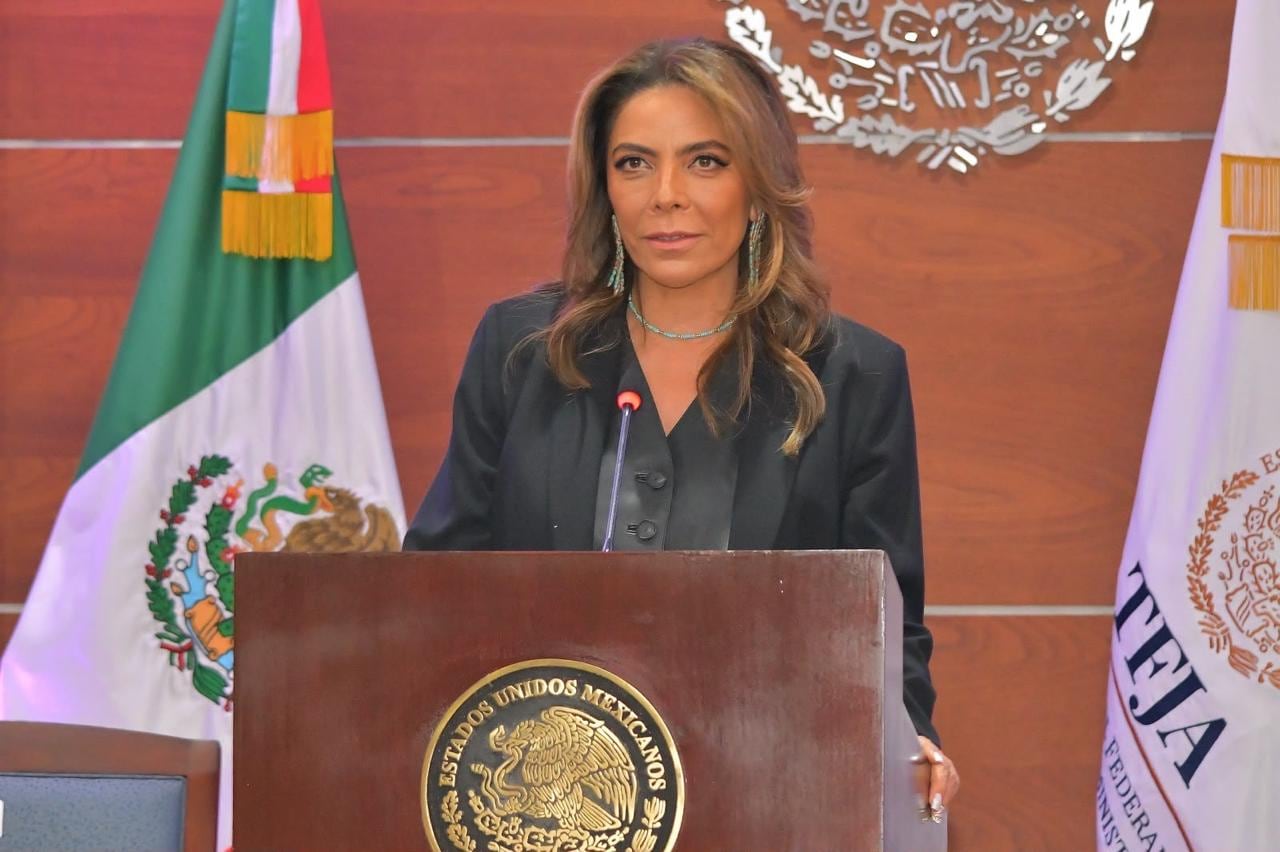 Lotería Nacional conmemora 90 años del TFJA.