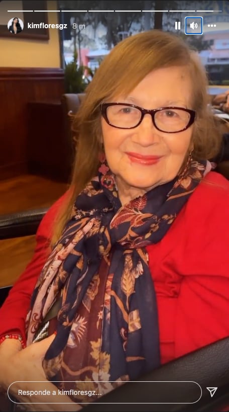 Kimberly Flores abuelita