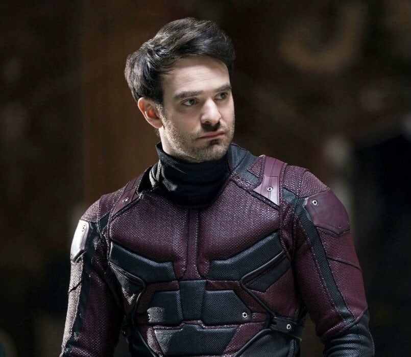Charlie Cox como Daredevil