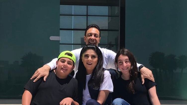 ¿Quiénes son los hijos de Victoria Ruffo y Omar Fayad? Conoce a Vicky y Anuar