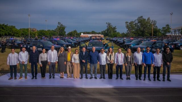 Rubén Rocha festejó a policías de Sinaloa