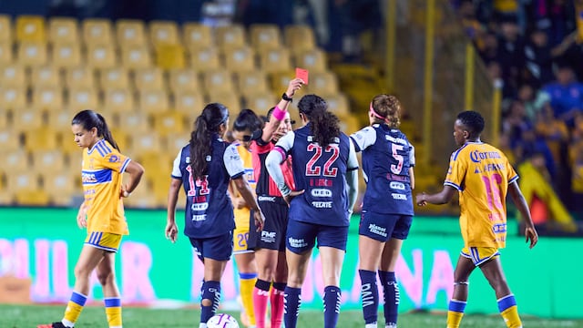 Tigres y Rayadas empatan en el Clásico Regio de la Liga Femenil BBVA.
