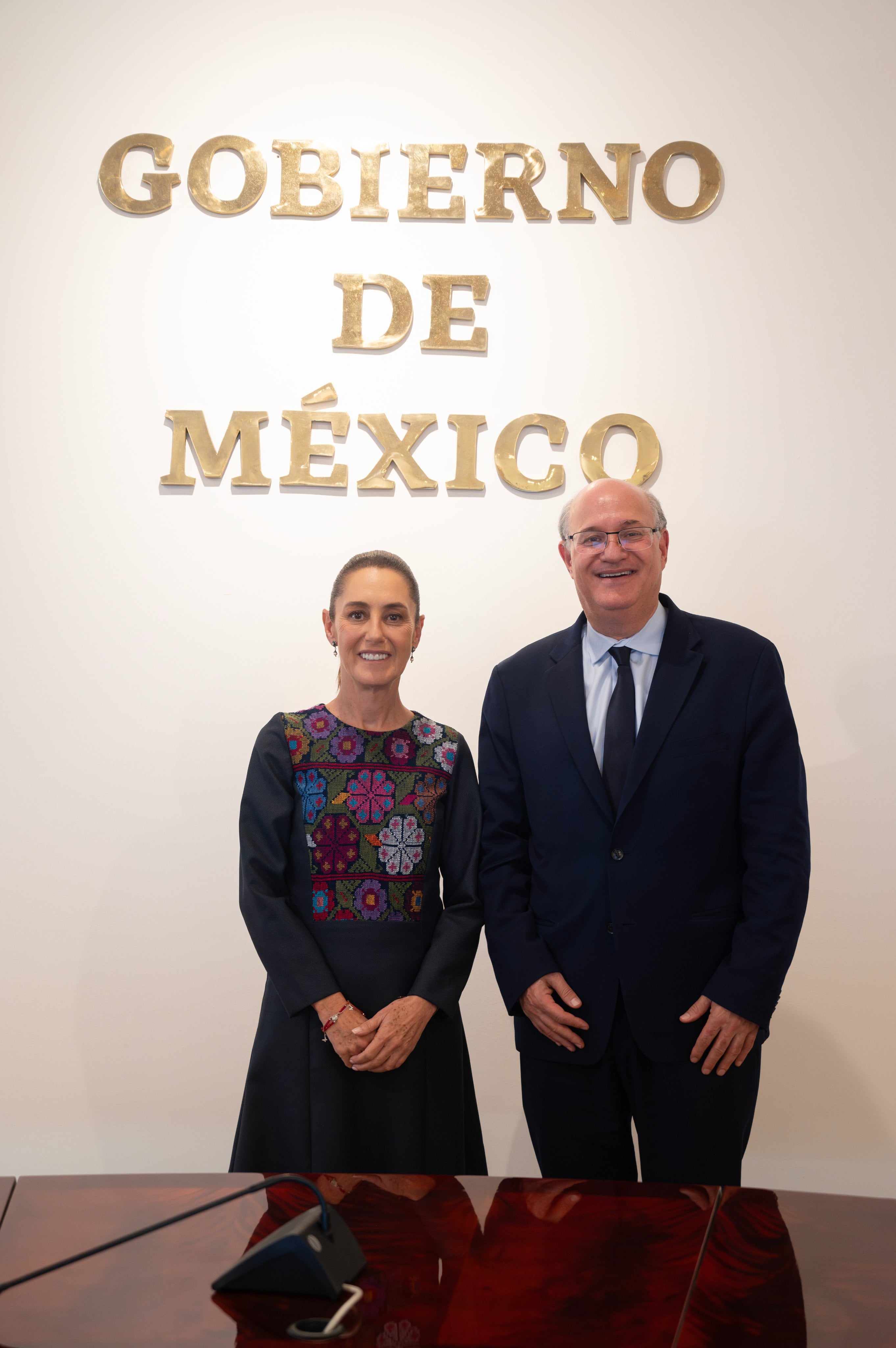 Claudia Sheinbaum se reúne con presidente del BID para tratar Plan México