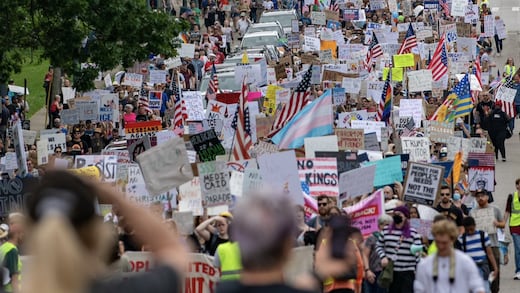 La calle se levanta… ¿a quién va a arrastrar?