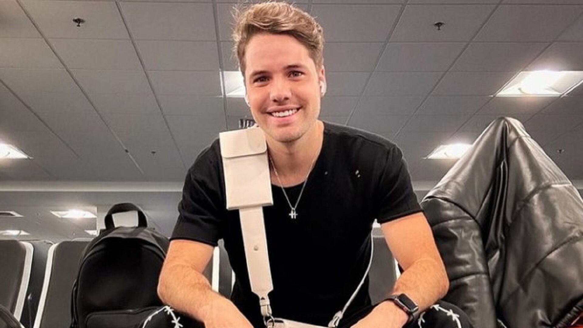 William Valdés emprende a falta de chamba tras salir de Venga La Alegría