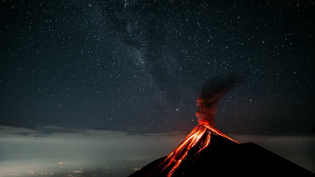 Viajero del tiempo revela alarmante predicción que afectará a Estados Unidos