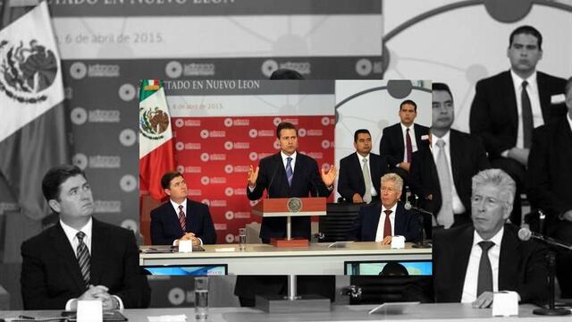 Vehículo de la comitiva presidencial sufre cristalazo en Monterrey