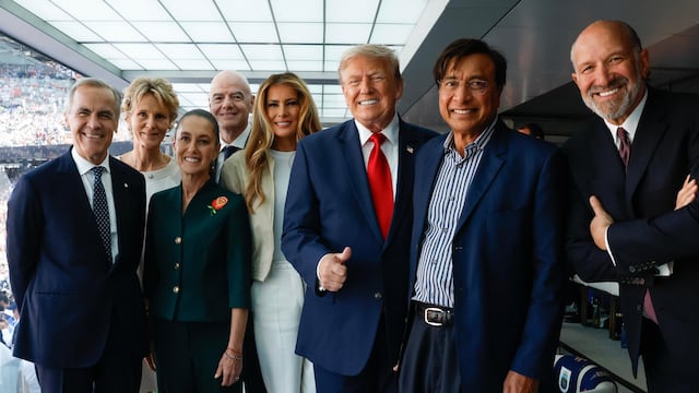 Claudia Sheinbaum comparte palco de honor con Donald Trump, Mark Carney, Gianni Infantino así como con Melania Trump, Leena Al Ashqar y Diana Fox Carney