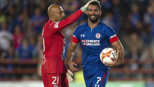 Cruz Azul dio un gran partido con un hombre menos