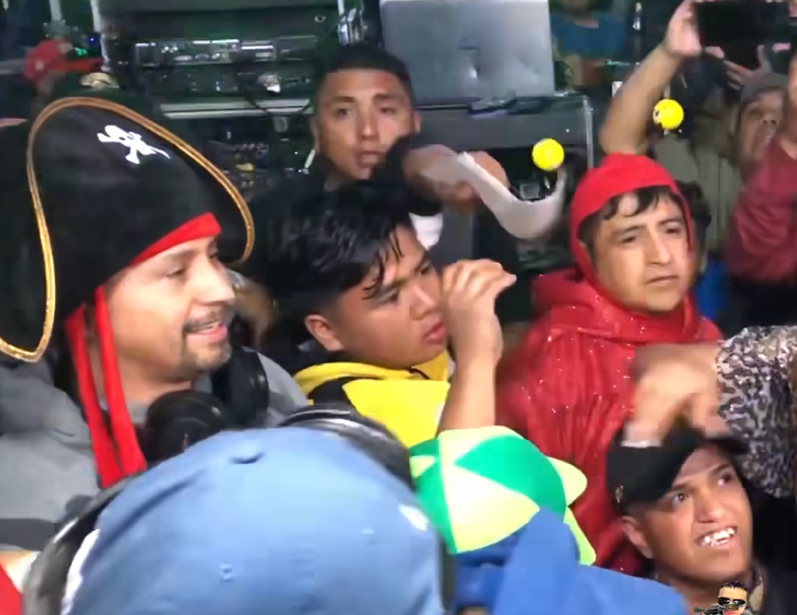Medio Metro y Sonido Pirata sí se reunió en Puebla
