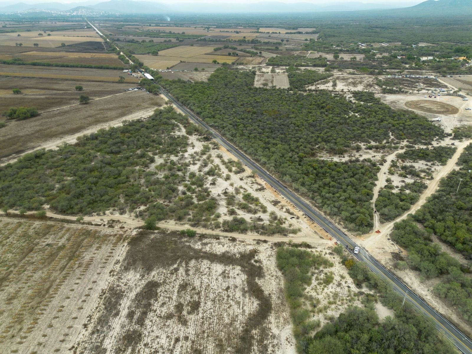 Ricardo Gallardo entrega más del camino Cerritos-San Pedro de los Hernández
