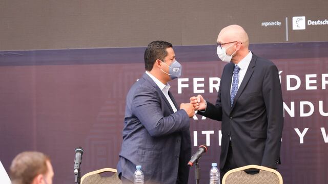 Diego Sinhue y Bern Rohde