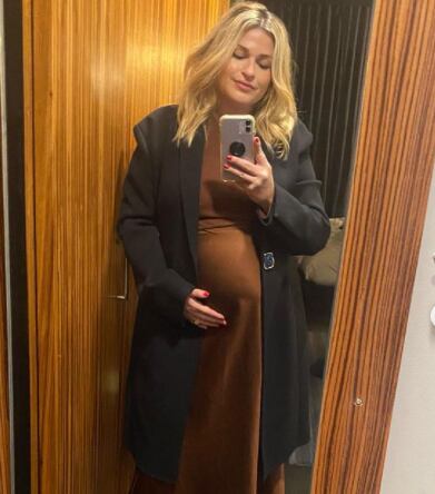 Victoria de la Fuente, hija de Laura Bozzo.