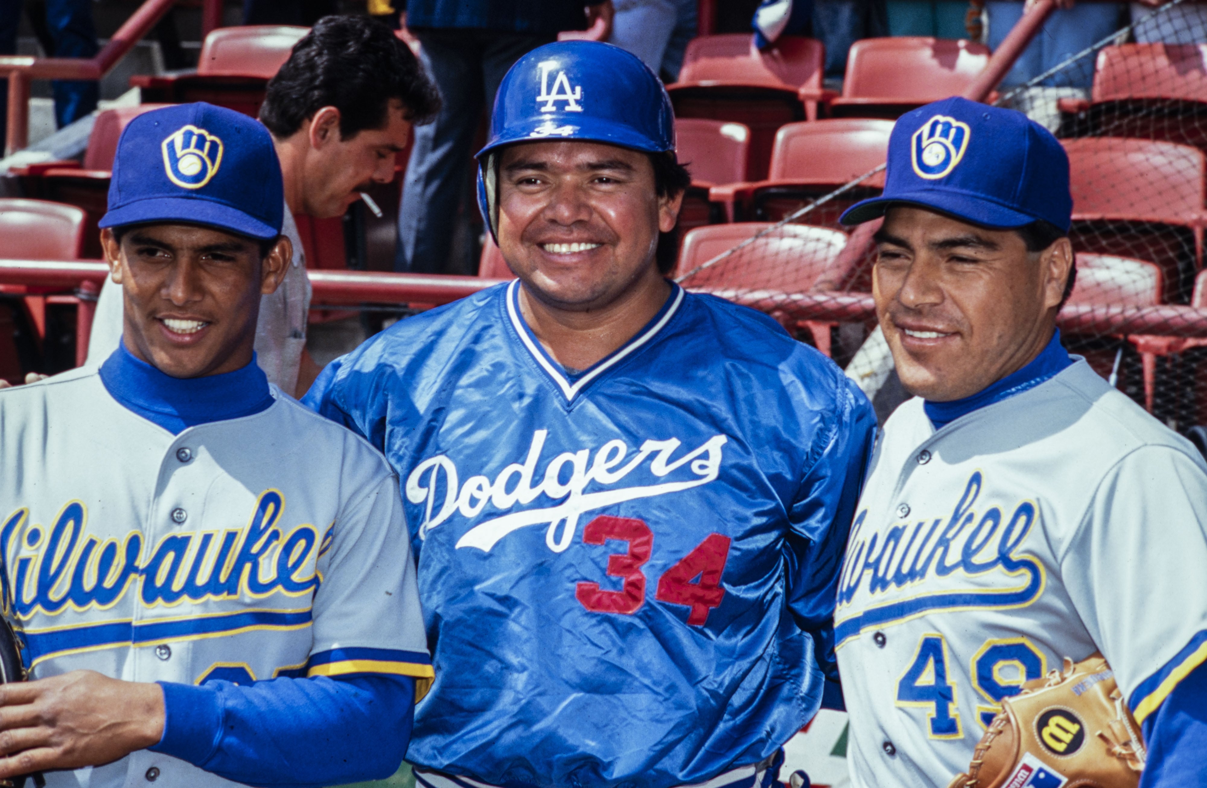 La prensa de Estados Unidos elogia a Fernando Valenzuela