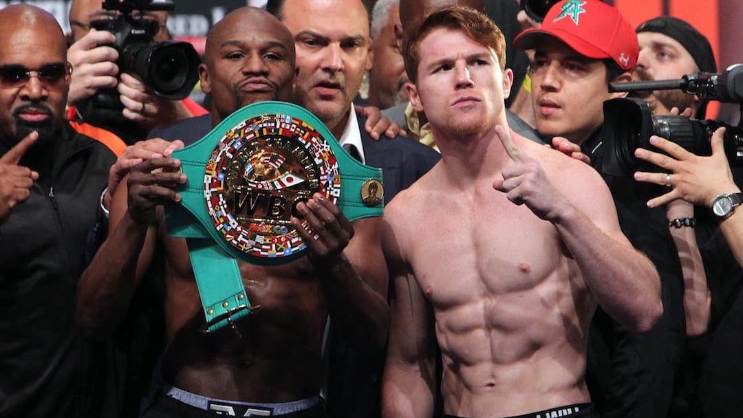 Canelo perdió ante Mayweather en 2013
