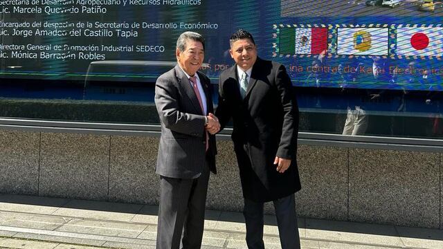 Ricardo Gallardo visita Taxan